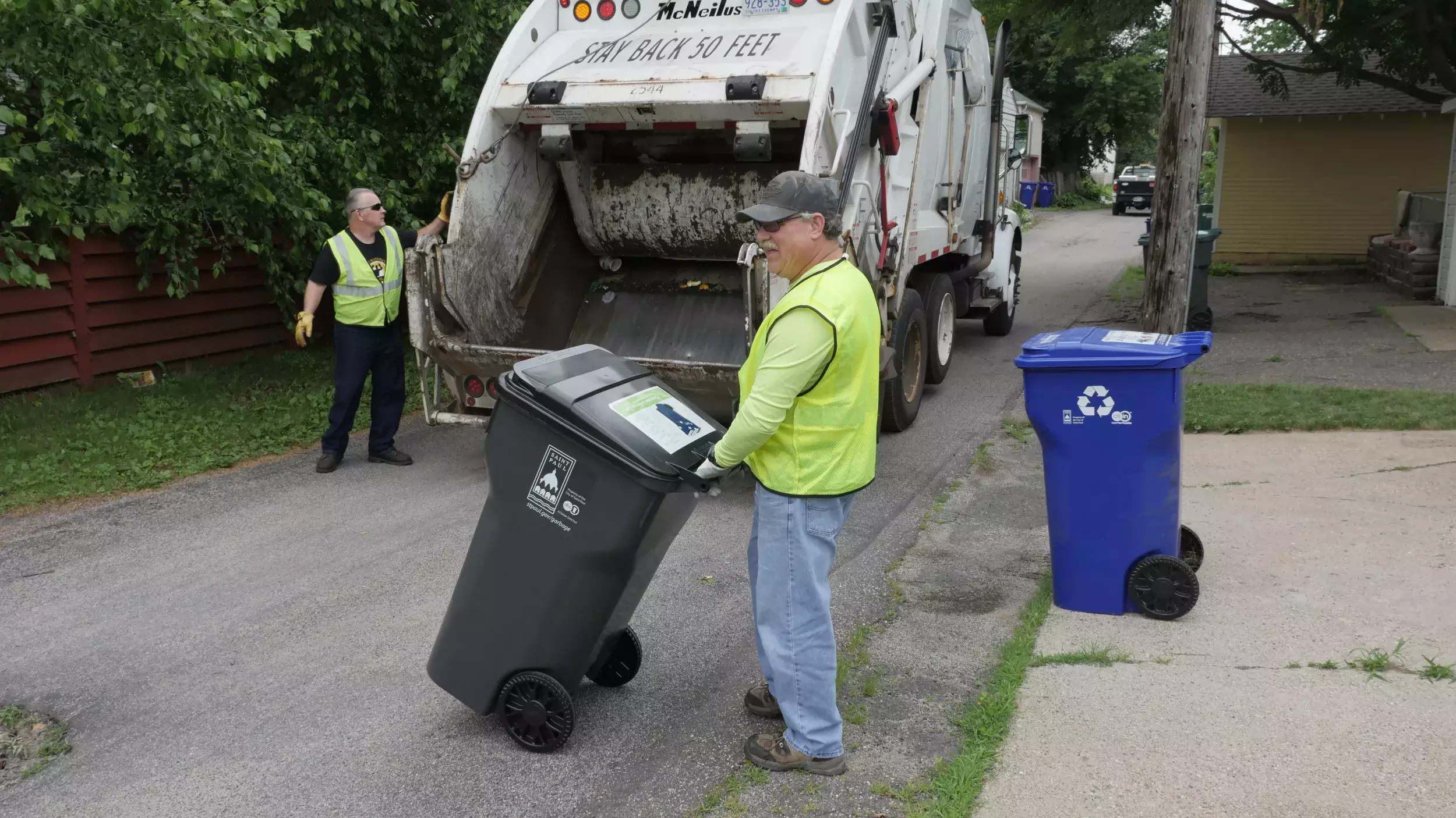 Garbage truck