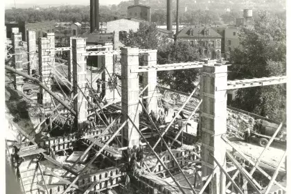 Historic photo of pier construction of Eastbound Kellogg bridge