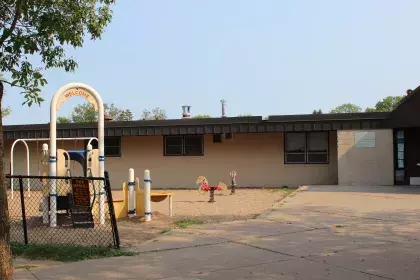 Duluth & Case Recreation Center outside entrance