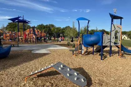 Dayton's Bluff Play Area for ages 2-5 and 5-12