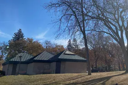 Cherokee Regional Park - Restroom building