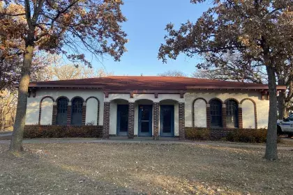 Newell Park Building - Exterior