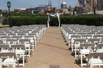 Harriet Island Outdoor Ceremony